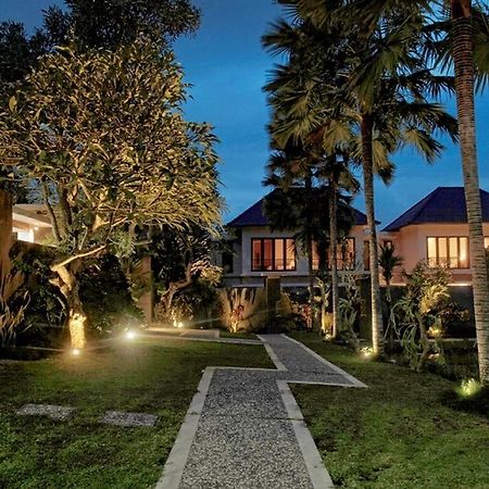 อูแม วิลลา อูบุด Villa ภายนอก รูปภาพ